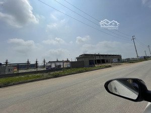 chuyển nhượng 1ha đất trong kcn thuận thành 2 bàn giao xây dựng được ngay. giá: 155$/m2~4tr/m2 (tl)