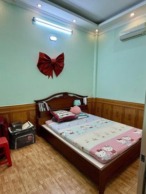 tìm đâu ra (87tr/m2 đất) bán nhà trường chinh phường tân bình - kế cmt8 - 52m2( 4x13m) 2pn - 4.8tỷ