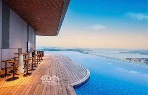 em còn duy nhất 1 căn 2 phòng ngủ view trực diện biển, hướng đông nam mát mẻ giá 4tỷ5 tầng cao