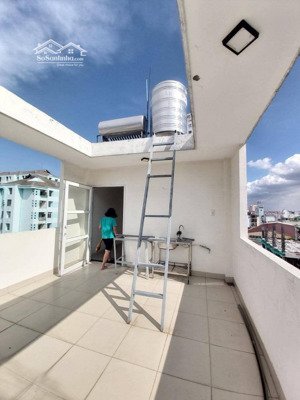 nhà 5 tầng q6
+ gần vòng xoay phú lâm, siêu thị, trường hoc
+ đường trước nhà 6 m 5 12 tỷ nhỉnh