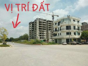 nhanh tay sở hữu lô đất trung tâm tp đường vỉa hè rộng 18m. pháp lý minh bạch giá chỉ 1.5 tỷ/lô