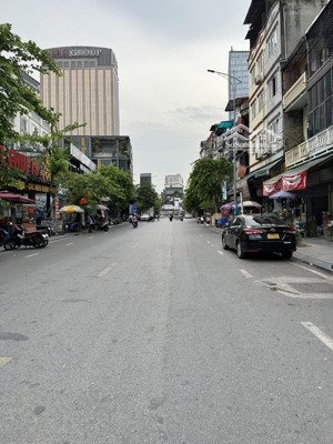 hiếm - quá hiếm nhà bán - nhà dân xây kiên cố - ô tô đỗ cửa - dân trí cao