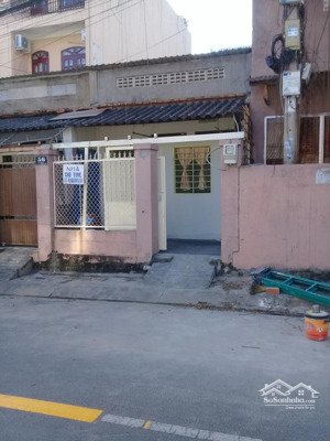 nhà cho thuê rộng rãi - thoáng mát - an ninh