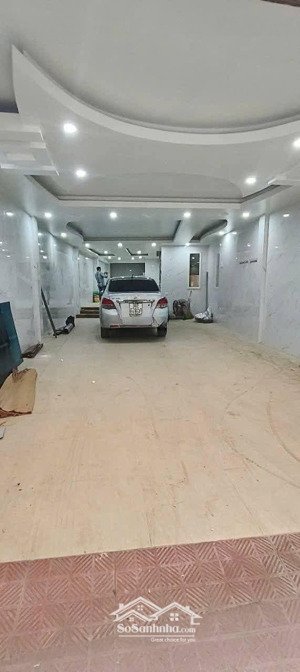 bán tòa nhà văn phòng thái hà, 120m2x7tầng giá 45tỷ, ô tô vào nhà, kinh doanh đa dạng, 1 nhà ra phố