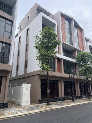 chủ gửi bán gấp căn ánh dương 54m2 giá tốt nhất khu bao thuế phí. chốt trong tuần!