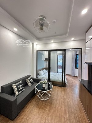 cho thuê ccmn studio & 1 khách 1 ngủ tại bùi xương trạch, ngã tư sở, có máy giặt riêng, ban công