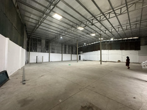 cho thuê kho xưởng 200m² 300m² long biên, hà nội.