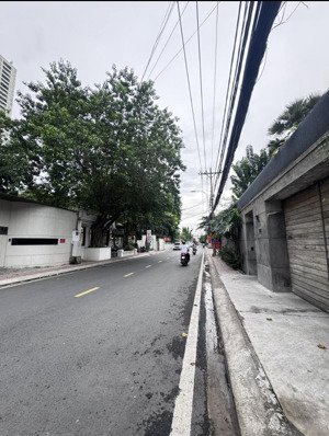 độc quyền! đất vuông vức 370m (12x33.5m) ngay nguyễn văn hưởng xây 5 tầng chdv, chỉ 110tr/m