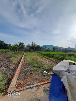 bán đất đức hòa thượng, đức hòa, long an, ngay ubnd đức hòa thượng, 143m2. shr, full thổ