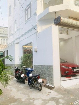 xe hơi ngủ trong nhà kết cấu btct - ngay kdc tấn trường q7 - nhà đẹp full nt - chỉ 7t9 tl