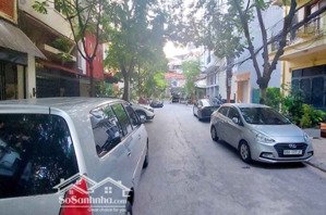bán nhà 2 mặt ngõ 12 đào tấn, ô tô 7 chỗ ra vào, mặt đường kinh doanh, dt 60m2, mt 5m