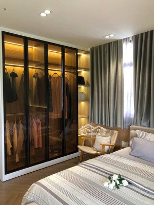 nhỉnh 1 tỷ sở hữu ngay căn nhà cách trung tâm quận 1, 25 phút, chợ bình chánh, 80m2, shr