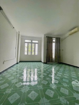 bán nhà bắc vĩnh hải cách điện biên phủ 30m lô góc giá tốt