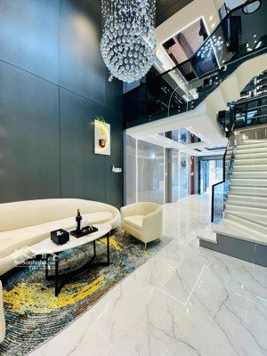 lại cập bến cho ace một siêu phẩm thiết kế luxury giá yêu thương chỉ 2 tỷ 240 triệu