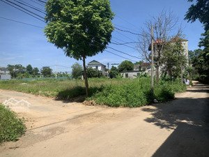 bán đất 5000 m2 full thổ cư, cách ql6 hơn 100m, gần tt lương sơn