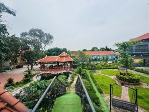 nhà vườn 2000m2 siêu đẹp tại sơn tây, đầy đủ tiện nghi giá hấp dẫn để vào việc