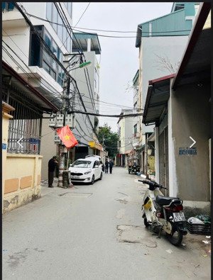 mảnh đất vàng trong làng xuân đỉnh, ngõ thông - ô tô ngủ trong nhà, sát đsq hàn quốc, khu bt ngđ