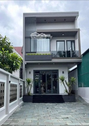 mặt tiền đỗ xuân hợp ngang khủng 7m diện tích 140m kinh doanh siêu đỉnh giá chỉ 14 tỷ tl