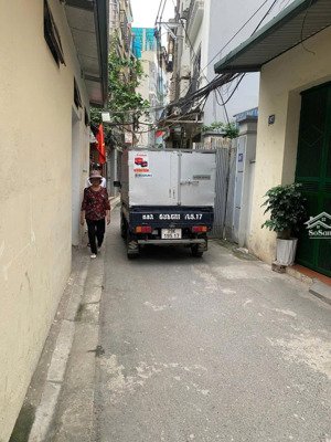 hiếm ccmn 5 tầng mạc thị bưởi, hai bà trưng, thang máy, 8 phòng studio, dòng tiền 600 triệu/năm