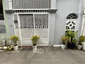 nhà bán hxh 1/ lê văn thọ, p9, gò vấp, dt: (5x9m) giá 4,5 tỷ tl