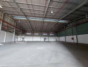 chỉ còn 500m2. pccc tự động - thẩm duyệt, xe cont đi cả ngày. sân bãi rộng bao la. sẵn vp làm việc