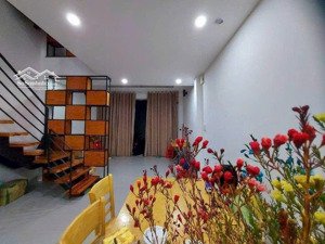 bán nhà 3 tầng đẹp - đường gò cát - p.phú hữu - q9. dt 5o,5m, giá 4,7 tỷ