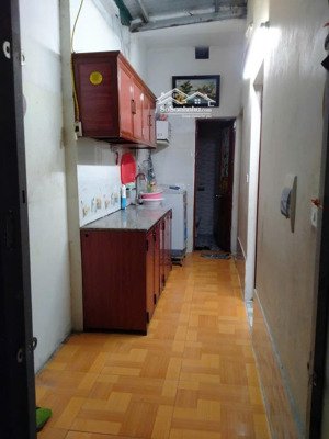 bán nhà biên giang sát ql6 56m, ô tô đỗ cửa cách 1 nhà, 2 ngủ, 1 khách, 1 bếp,1 wc, giá 3 tỷ.