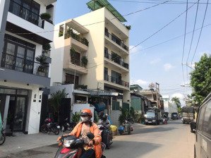 chủ ngộp giãm mạnh 5 tỷ (40 tỷ còn 35 tỷ) mặ tiền k300, diện tích 9x17.5m, biệt thự 2 lầu