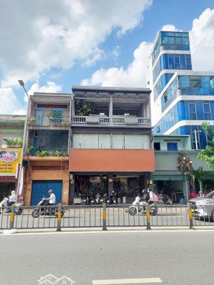 cho thuê nhà mặt tiền kinh doanh lý thái tổ, quận 3 đoạn đẹp nhất cung đường 10*20 3 lầu 70tr
