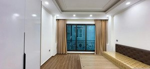 chính chủ cho thuê căn hộ 1n1k - 8tr5 - 70m2 tại phố ba đình full nội thất đẳng cấp châu âu