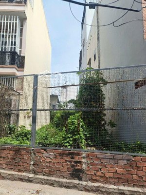 còn lô duy nhất 74m2(4,1x18) ngay chợ cây xoài cát lái q2. 6,2 tỷ
