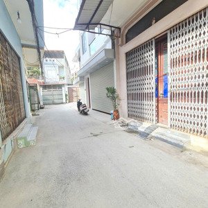 chủ cần bán gấp trong tuần , lô đất thổ cư đại phúc , làn 2 trần hưng đạo . ngõ ô tô 7 chỗ .