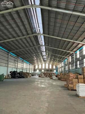 Cho thuê kho xưởng 1.300m² ở Đức Hòa, Long An giá 2.2usd/m2/tháng tầm 75tr/tháng Lh: 0949 861 287