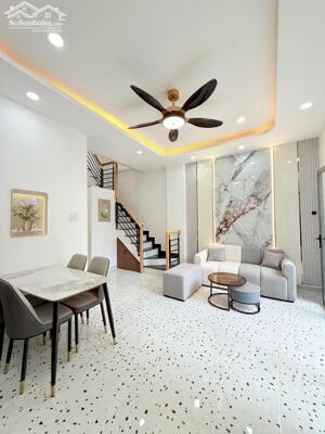 HIẾM, NGANG HƠN 5M, DT gần 40m2, 2 Tầng 3PN Phan Xích Long, giá 4x tỷ