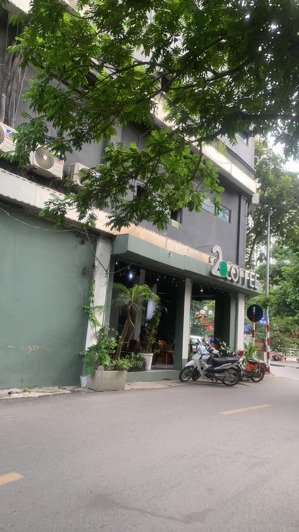 phân lô lạc trung- ô tô - full nội thất đẹp- an sinh - an ninh đỉnh - nhiều tiện ích xung quanh