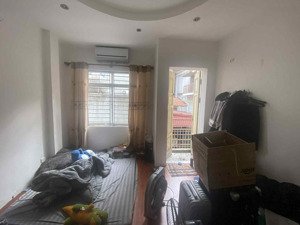 2 phòng trọ ngõ 302 láng, đủ nóng lạnh điều hoà, 2.3-2.5 triệu