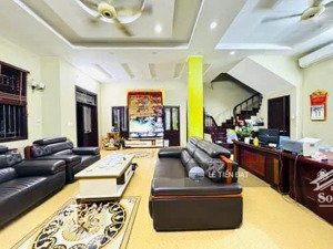 bán căn góc biệt thự hồ văn quán, dt: 224,2m2 x 3 tầng, 3 mặt tiền. vị trí đẹp, siêu siêu vip