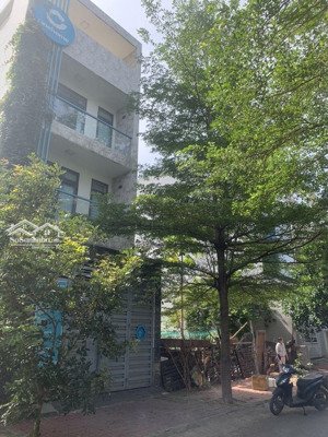 đất biệt thự sát mặt tiền đặng thùy trâm 120m2, đường 12m, xây hầm 4 tầng, canh công viên
