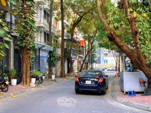 ngõ 121 thái hà! 58m2 - mt 5,1m - 7 tầng thang máy - xe tải tránh nhau, cách mặt phố 20m