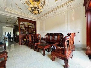 chủ bán gấp nhà riêng ngang hơn 5,5m - nguyễn văn khối - hẻm xe hơi - 9 tỷ hơn còn thương lượng