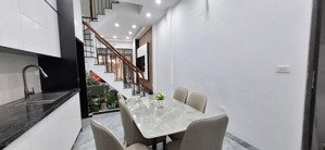 bán nhà bạch mai-thanh nhàn- hai bà trưng 35m- 4 tầng- giá 7,4 tỷ. nhà đẹp, thoáng sáng, ngõ thông.