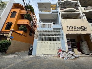 nút giao q3 -pn! không ảo! nhà 3mt - có lửng 4t - nở hậu( 4x15m) -hxh nhỉnh 13 tỷ nguyễn văn trỗi