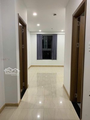 chính chủ bán căn hộ bcons garden 2pn 2wc 57m2 logia block c, view hướng bắc, tầng 5, sổ sẵn