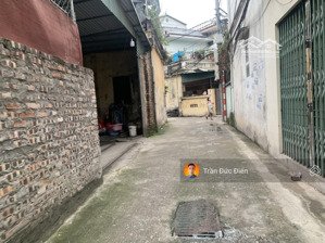 chính chủ bán 30m đất tổ 15 thạch bàn chỉ 4 tỷ đồng, ngõ nông, cách đường ô tô tránh 50m