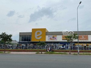 cần chuyển nhượng căn cityland garden hill, phường 5, emart. dt: 9 x 20m