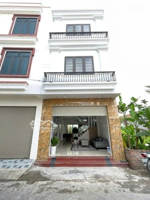 ngân hàng techcom phát mãi nhà trịnh như khuê 125m2 - giá 1 tỷ 150tr ngay sát chợ bình chánh - shr