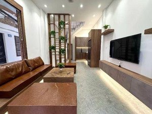 nhà đẹp mặt ngõ trương định 5 tầng 4 ngủ - giá chỉ 5.9 tỷ diện tích: 34m kết cấu:
