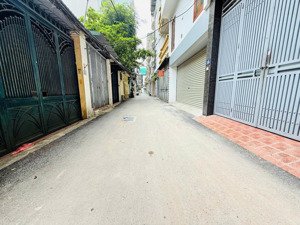 bán gấp nhà phân lô kim ngưu - lạc trung: 14t, sổ đỏ 64m, 3 tầng, ô tô đỗ cửa, thông tứ phía, ko kh