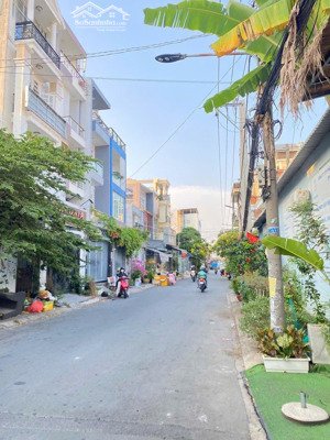 cho thuê nhà mtkd đường xe tải thông ra đường hiệp bình - đường b - đường 48.