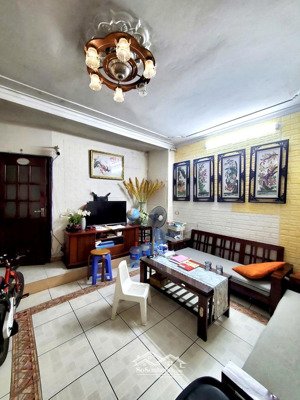 80m2 phố tràng tiền - mặt tiền khủng long 6m - xây toà nhà cực đẹp - sổ đỏ vuông vắn